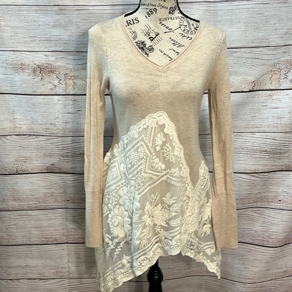 Anthropologie Angel of the North Sweater Lace Tunic Size Small Camel Cream